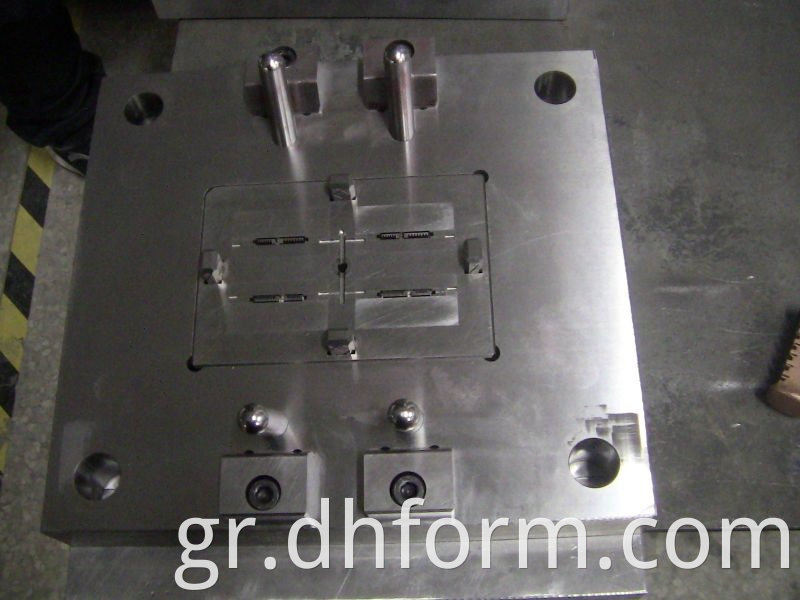 Custom medical parts plastic injection mold